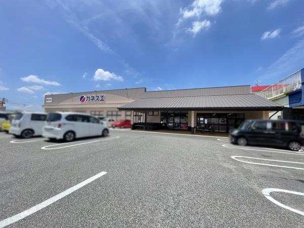 押草団地408棟(カネスエ東郷店)