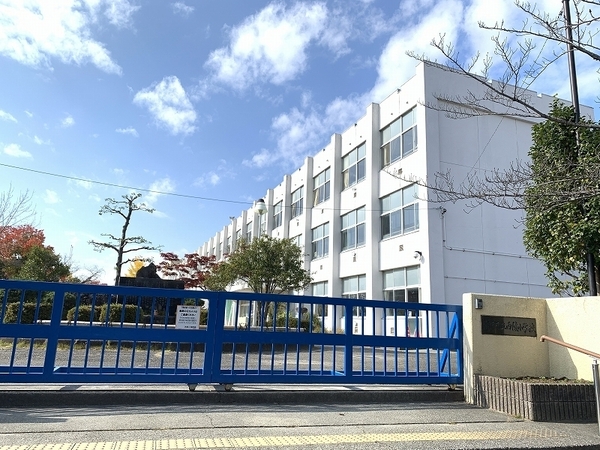 瀬戸市三沢町1丁目の土地(瀬戸市立水野中学校)
