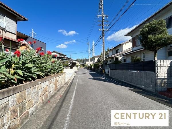 日進市米野木町三ケ峯の土地(前面道路含む現地写真)