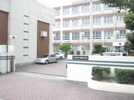 グローリアス本郷(名古屋市立藤森中学校)