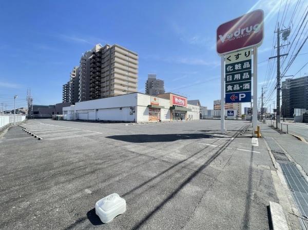 ロフティスクエア桑名(V・drug桑名東店)