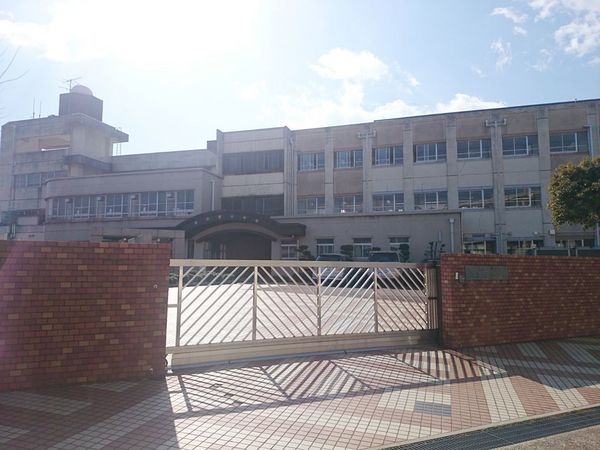 名古屋市名東区高針原２丁目の新築一戸建(名古屋市立牧の原小学校)