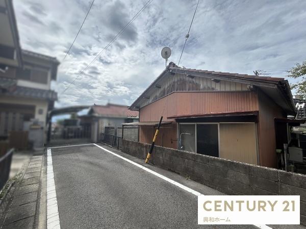 瀬戸市西松山町