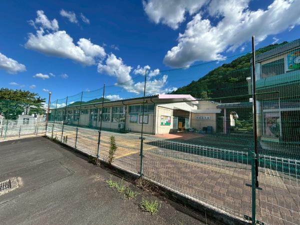 綾部市大島町岡ノ段の中古一戸建て(なかすじ幼児園)