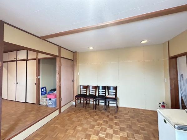 長岡京市開田3丁目　店舗