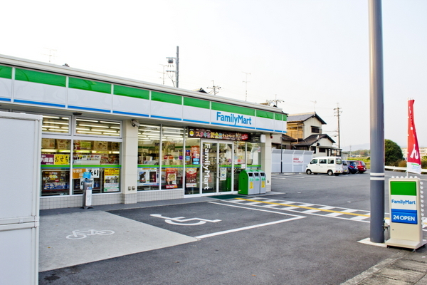 長岡京市長法寺力池の土地(ファミリーマート今里彦林店)