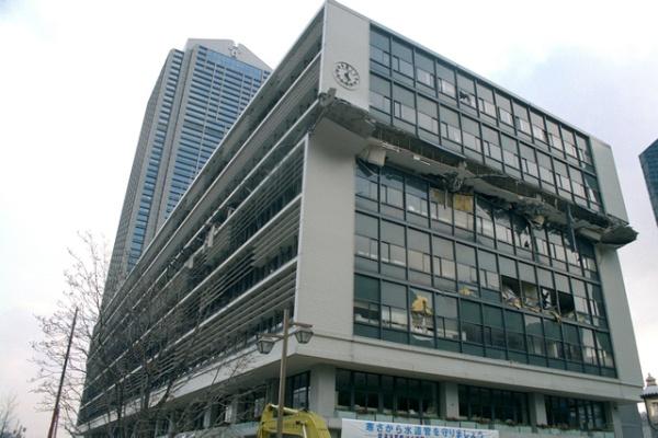 リーガル神戸三宮(神戸市役所)