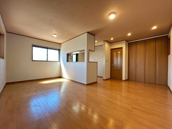 向日市寺戸町東野辺の中古一戸建て