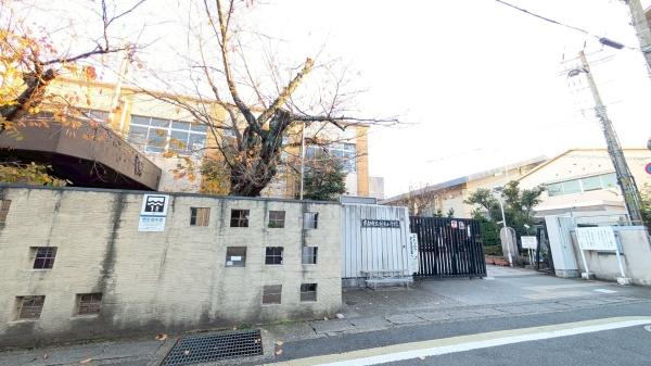 京都市西京区桂稲荷山町の中古一戸建て(京都市立桂東小学校)