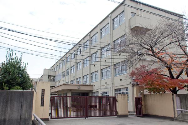 京都市西京区川島玉頭町の中古一戸建て(京都市立桂川中学校)