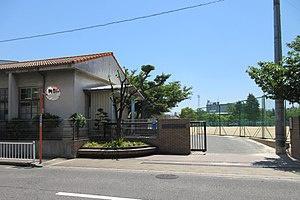 岸和田市大北町の土地(岸和田市立岸城中学校)