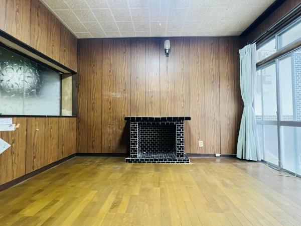 城栄町戸建て