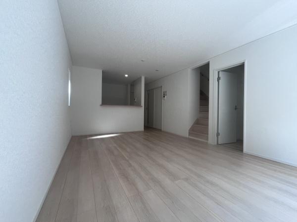 西彼杵郡長与町岡郷の新築一戸建