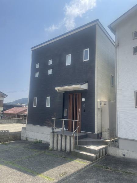 長崎市北栄町の中古一戸建