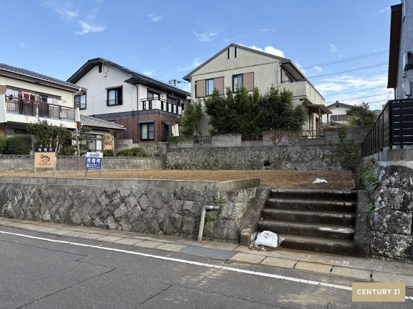 長崎市女の都３丁目の土地