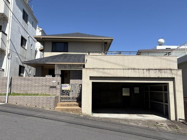 宝栄町戸建て