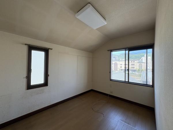 長崎市宝栄町の中古一戸建て