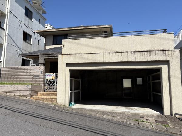 宝栄町戸建て