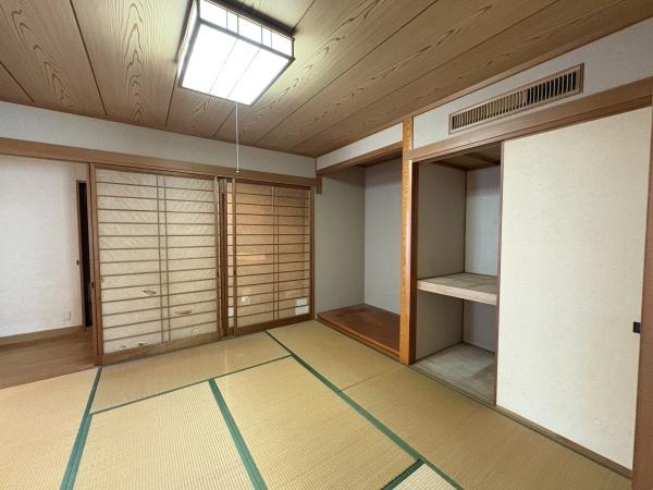 宝栄町戸建て