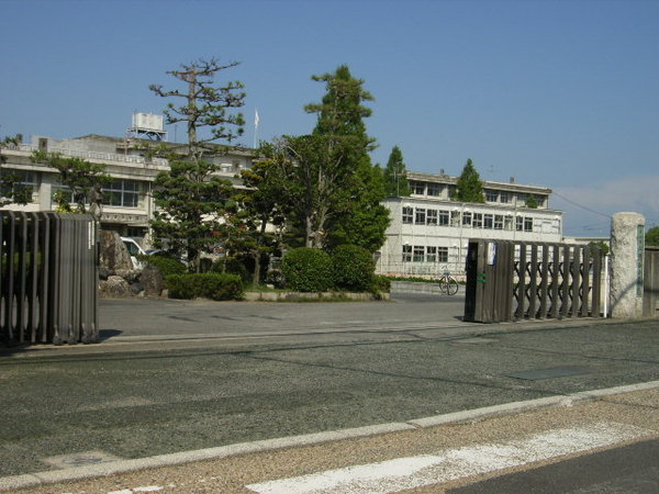 E2号地(守山市立河西小学校)