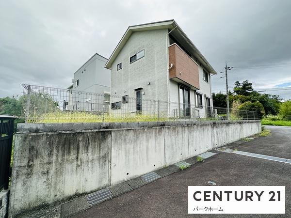 栗東市下戸山の中古一戸建