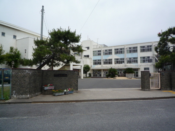 草津市木川町の中古一戸建て(草津市立山田小学校)