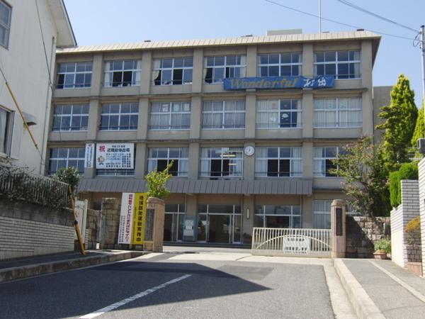アメニティ膳所(大津市立打出中学校)