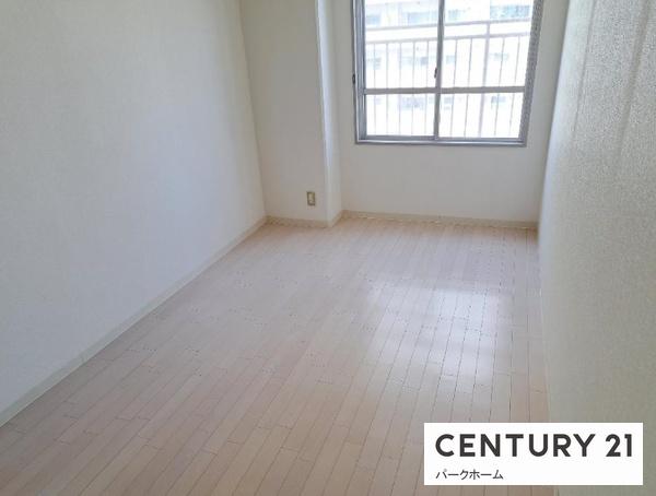 エバーグリーン鳰の浜(洋室)