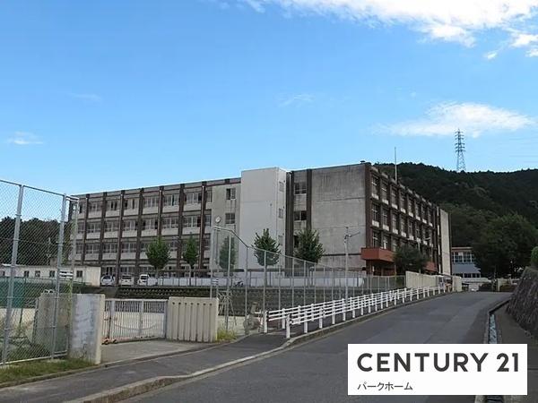 大津市国分１丁目の中古一戸建て(大津市立北大路中学校)