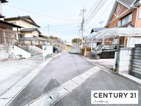 栗東市下戸山の中古一戸建て