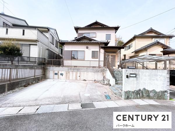 栗東市下戸山の中古一戸建て