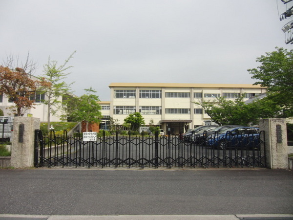 グレーシィ栗東ビステージ(栗東市立大宝小学校)