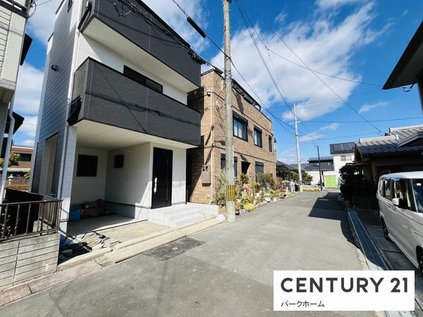 守山市守山３丁目の新築一戸建