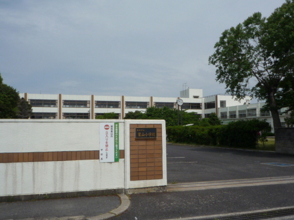 栗東市出庭の中古一戸建て(栗東市立葉山小学校)