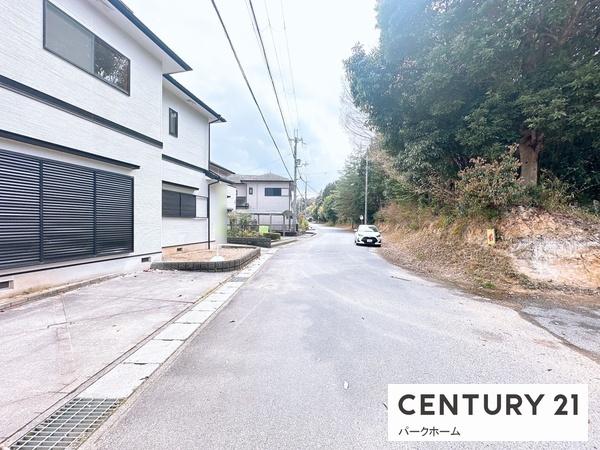 栗東市下戸山の中古一戸建て