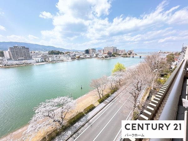 グランスイート近江・臨湖庵