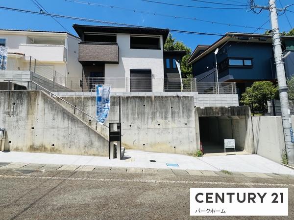 大津市南郷上山町の中古一戸建て