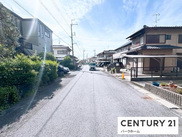 栗東市霊仙寺６丁目の中古一戸建て