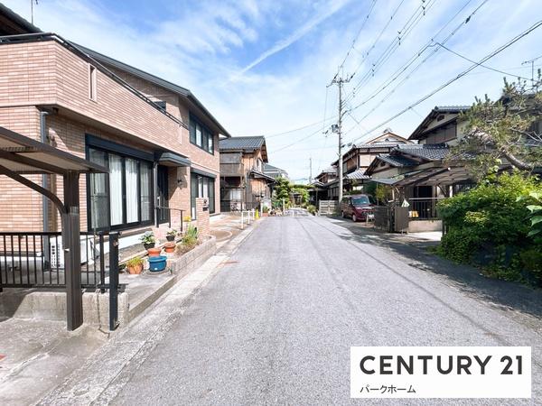 栗東市霊仙寺６丁目の中古一戸建て