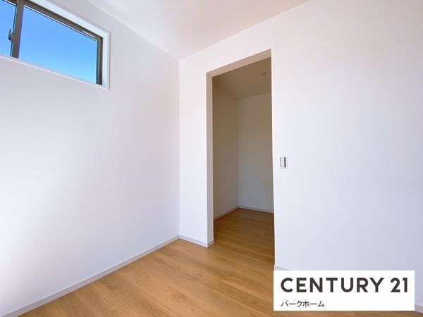 新築一戸建(収納)