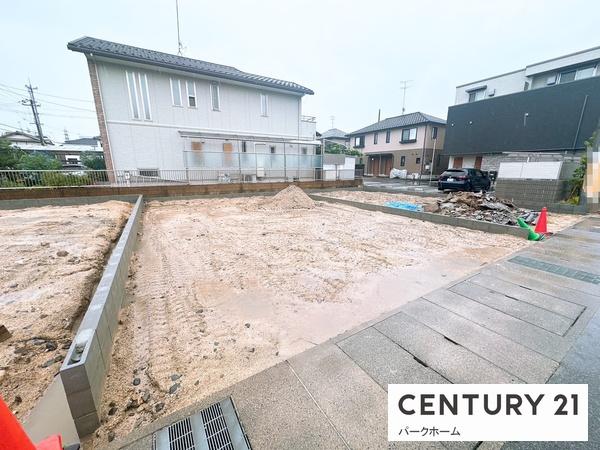 新築一戸建　2号棟　全3区画