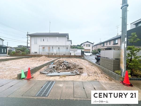 新築一戸建　3号棟　全3区画