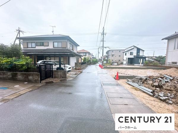 新築一戸建　3号棟　全3区画