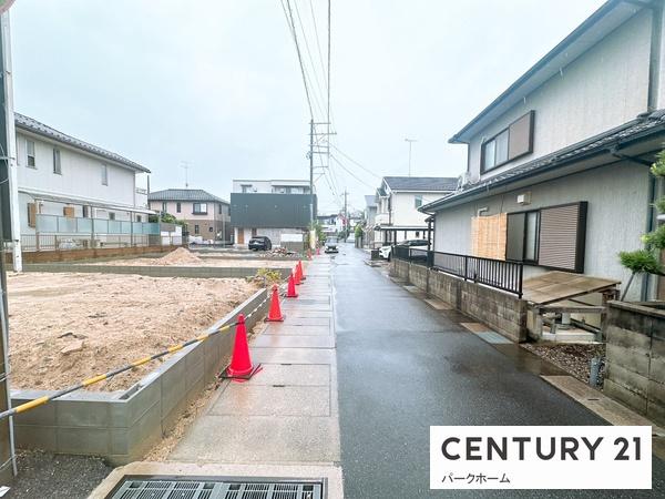 新築一戸建　3号棟　全3区画