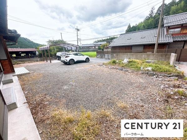 栗東市下戸山の中古一戸建て