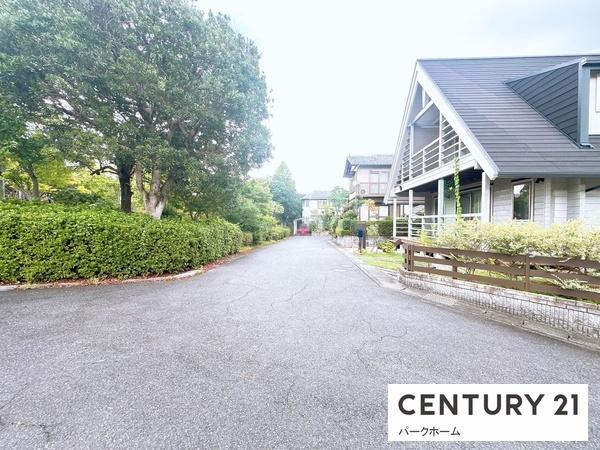 大津市青山4丁目の土地(前面道路含む現地写真)