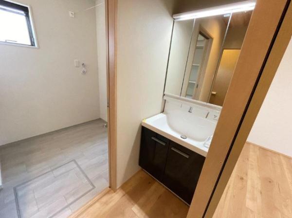 新築一戸建　5号棟　モデルハウス