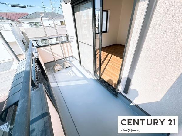 栗東市小平井3丁目の中古一戸建て(バルコニー)