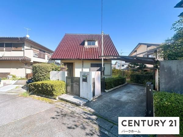 草津市桜ケ丘5丁目の中古一戸建て(前面道路含む現地写真)