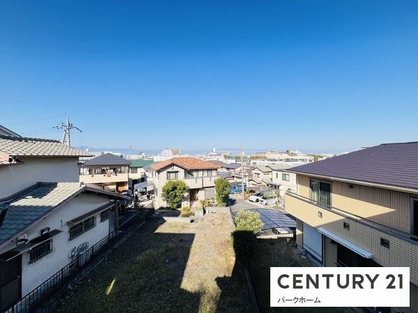 栗東市安養寺３丁目の中古一戸建て